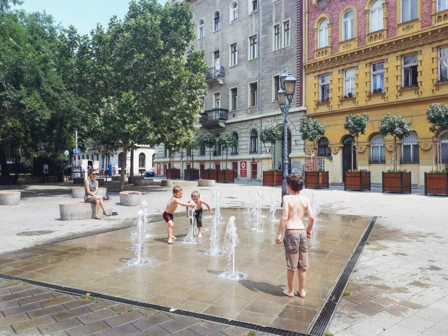 Central 30M2 A/C Apartment, 3 Min From Ny Cafe Budapešť Exteriér fotografie
